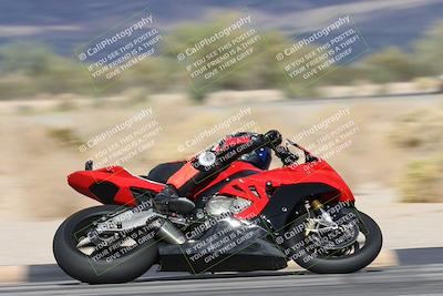 media/Nov-16-2025-Race Pace (Sun) [[8c5fa54630]]/Verified Riders/7-Turn 4 (1155am)/